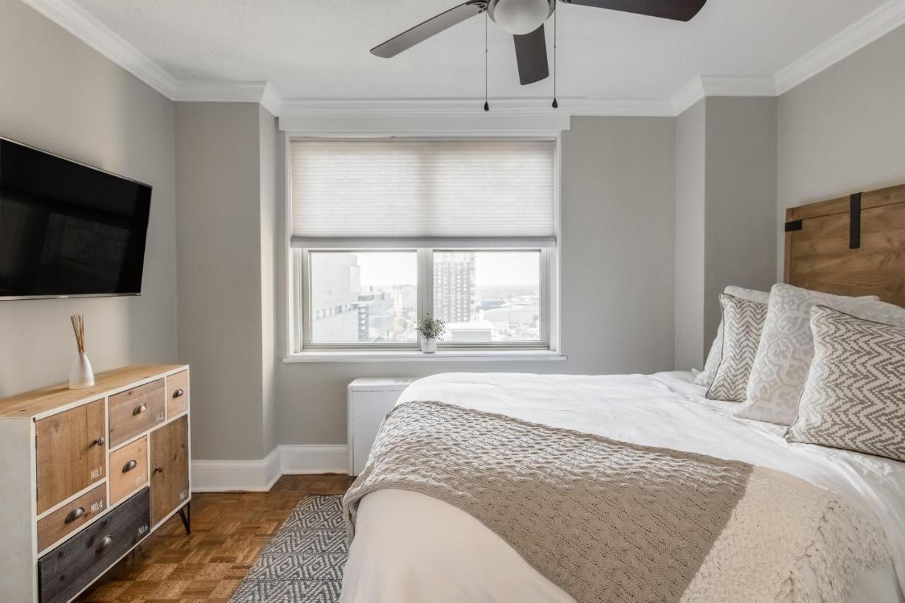Rare 2 Bed 2 Bath Downtown Condo Near Aquarium Атланта Экстерьер фото